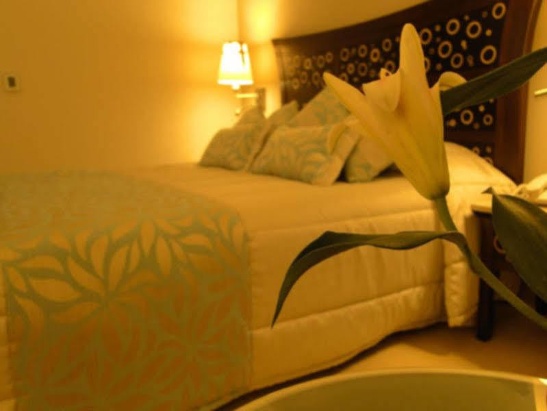 Sai Palace Hotel Mumbai Dış mekan fotoğraf
